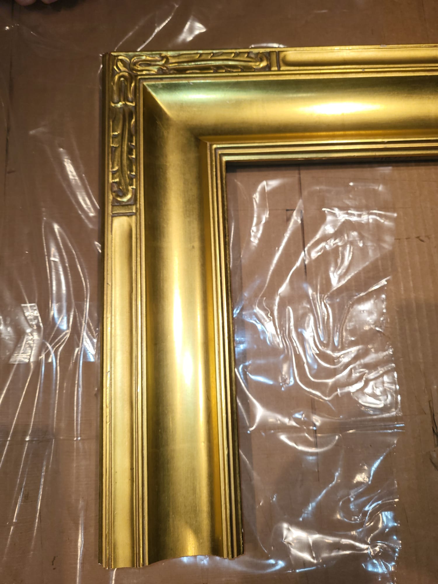 new-gold-frame-SR